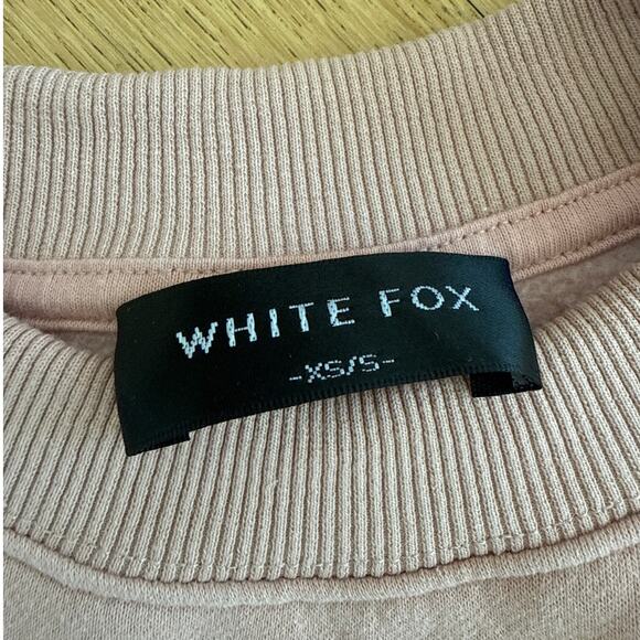 White Fox Sweatshirt and Joggers Greetings from the Desert Set in Blush Pink - Picture 7 of 8